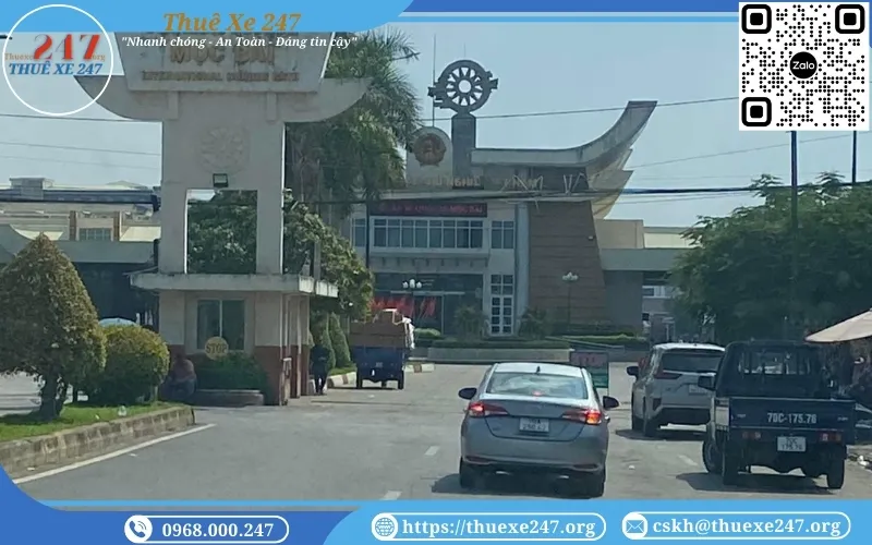 Cho thuê xe 4 chỗ đi Mộc Bài
